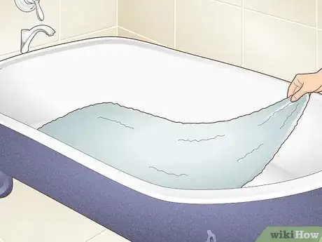 Image titled Clean Fabric Blinds in a Bathtub Step 4