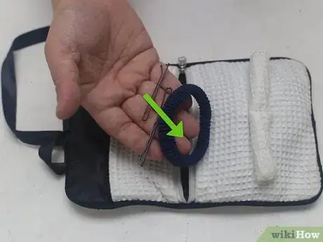 Image titled Make an Emergency Makeup Bag Step 12