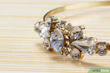 Image titled Assess the Quality of Gemstone Jewelry Step 7