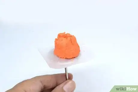 Image titled Make Tulips with Frosting Step 11