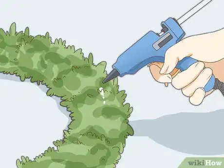 Image titled Make a Wreath Step 23