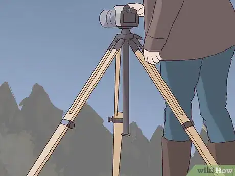 Image titled Photograph the Moon Step 9