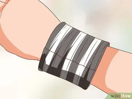 Image titled Use Compression Therapy Step 4