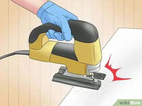 Image titled Cut Thick Plastic Step 2