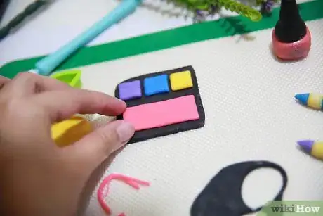 Image titled Make Edible Makeup Cake Decorations Step 16