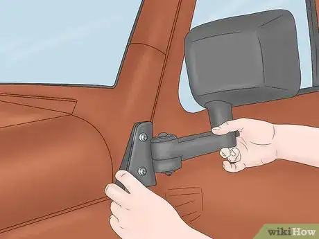 Image titled Take Jeep Doors Off Step 01