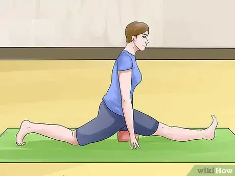 Image titled Work up to the Splits Step 14