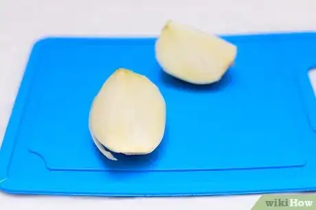 Image titled Make Slow Cooker Enchilada Sauce Step 1