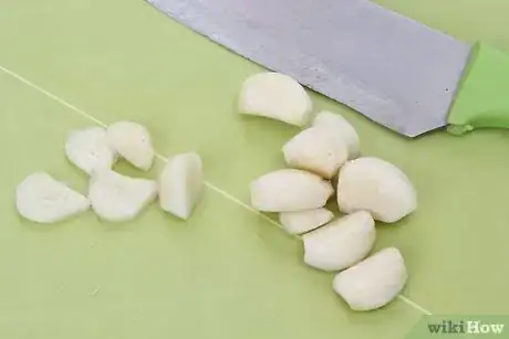Image titled Freeze Garlic Step 3