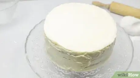 Image titled Cover Tall Cakes Step 6