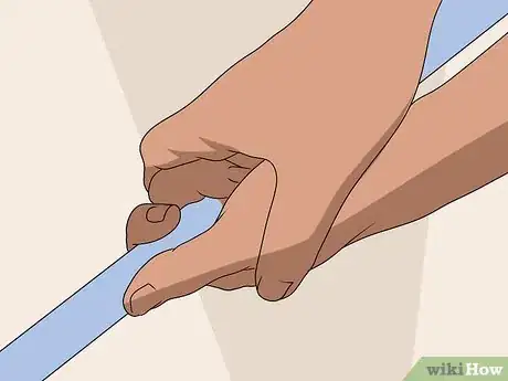 Image titled Hold a Putter Step 10