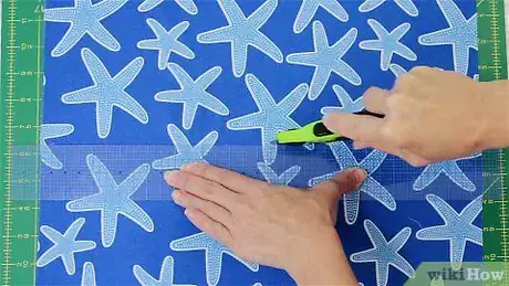 Image titled Sew an Insulated Lunch Box Step 1