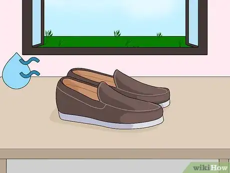 Image titled Remove Salt Stains from Shoes Step 7