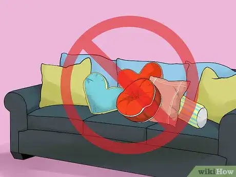 Image titled Choose Accent Pillows Step 13